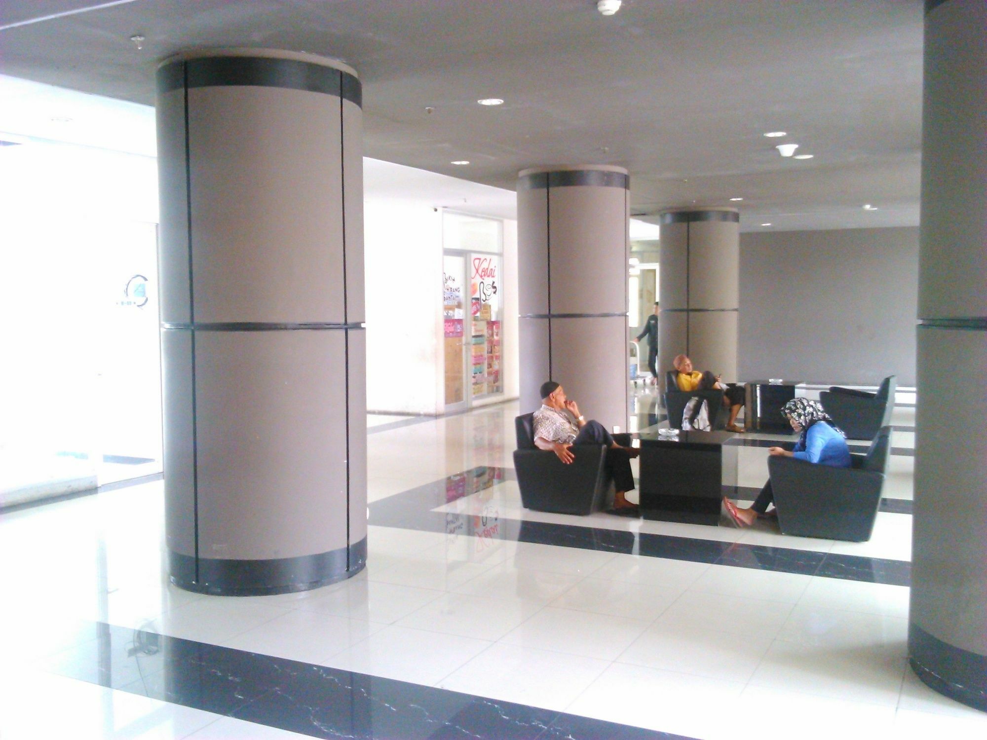 The Suites Metro Apartment - Putri Bandung Exterior photo